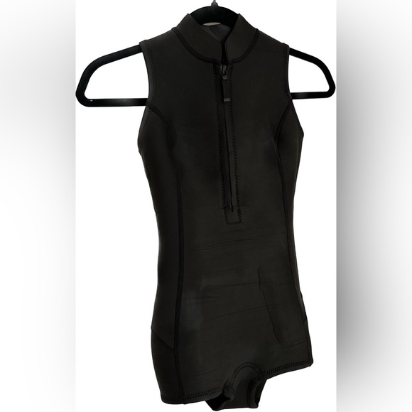 Patagonia Springsuit Women’s Size 4 - Picture 4 of 5